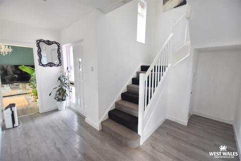 3 bedroom detached house for sale, Buttermilk Close, Pembroke