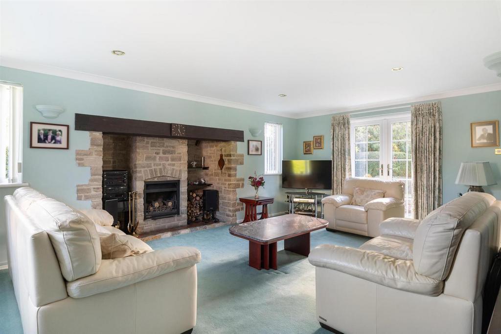 9 O2 A8232-HDR.jpg