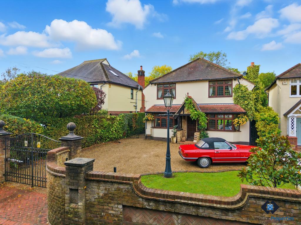 Detached house for sale