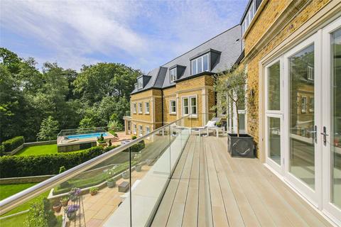 3 bedroom apartment for sale, Camlet Way, Hadley Wood, Hertfordshire, EN4