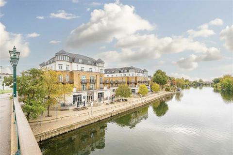 undefined, Clarence Street, Staines-Upon-Thames TW18