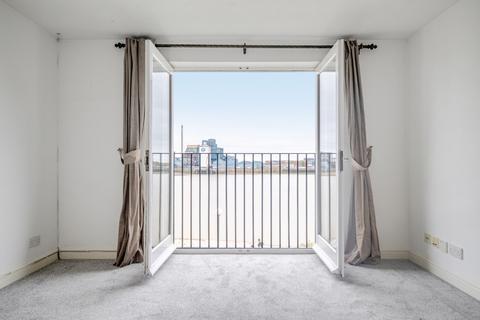 2 bedroom apartment for sale, Harlinger Street, Woolwich, London