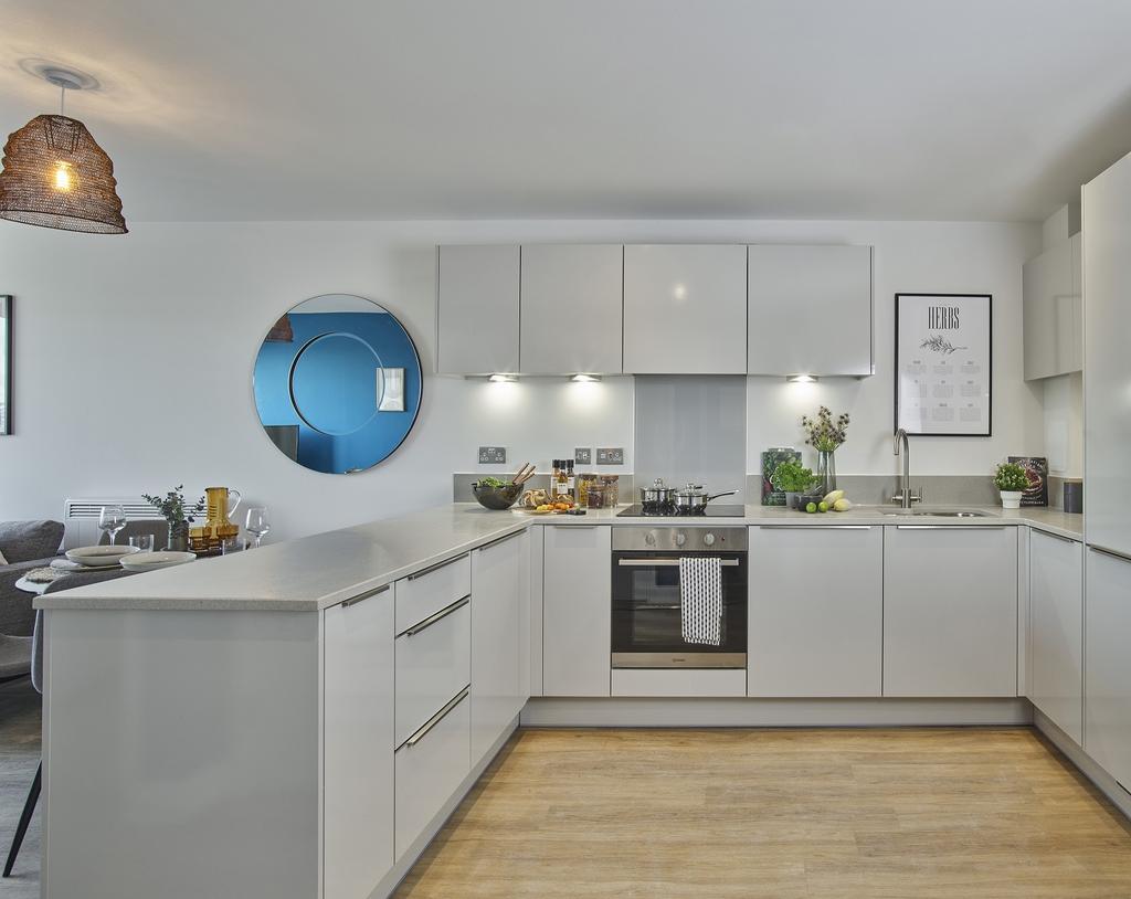 Apartment in Milton Keynes, Central Milton Keynes - More