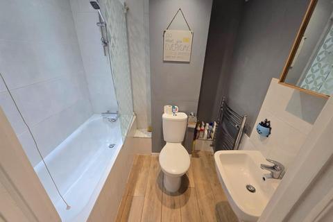 undefined, Heston Road, Hounslow TW5
