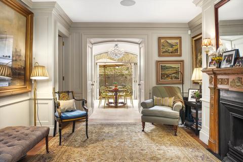 4 bedroom terraced house for sale, Christchurch Street, Chelsea, London, SW3