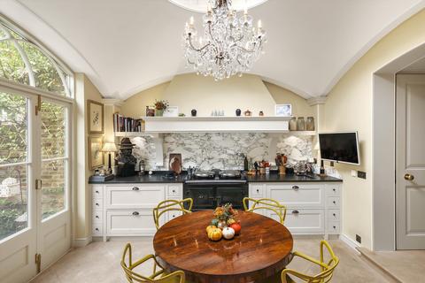 4 bedroom terraced house for sale, Christchurch Street, Chelsea, London, SW3