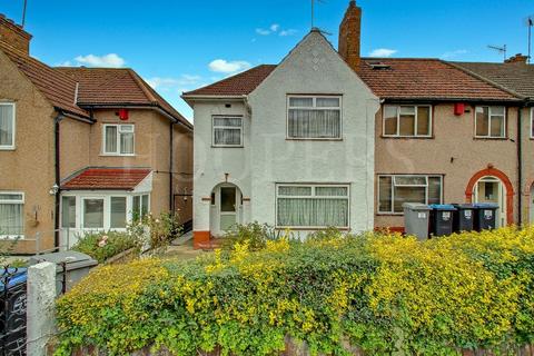3 bedroom end of terrace house for sale, Nutfield Road, London, NW2