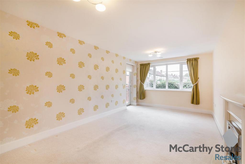8666923-interior12.jpg