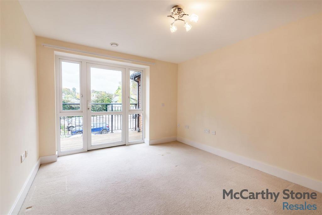 8666923-interior06.jpg