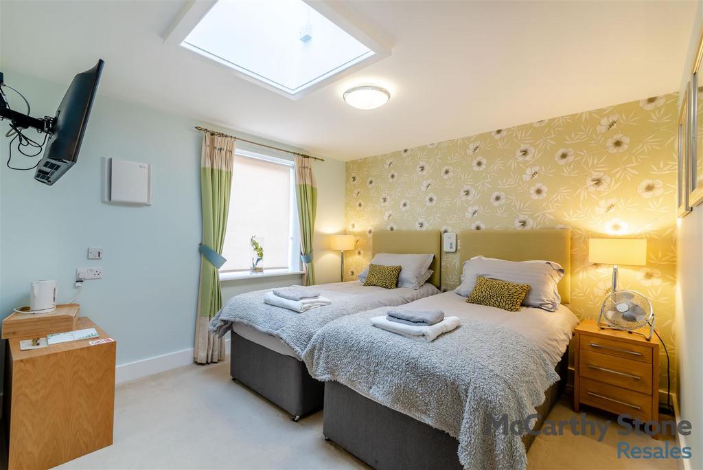 8666923-interior31.jpg