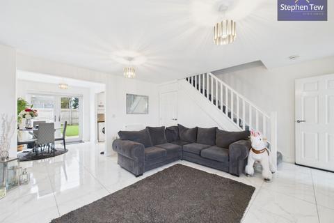 3 bedroom end of terrace house for sale, Langdale Gardens, Blackpool, FY4