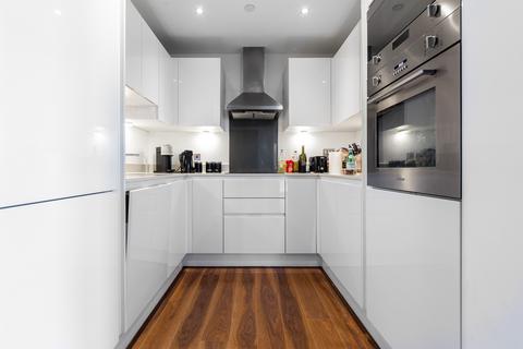3 bedroom apartment to rent, Talisman Tower, Canary Wharf E14