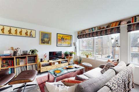 3 bedroom flat to rent, Grange Court, Ingles Court, Folkestone, Kent, CT20