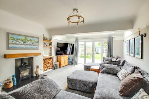 undefined, Powers Court Road, Barton on Sea, New Milton, BH25
