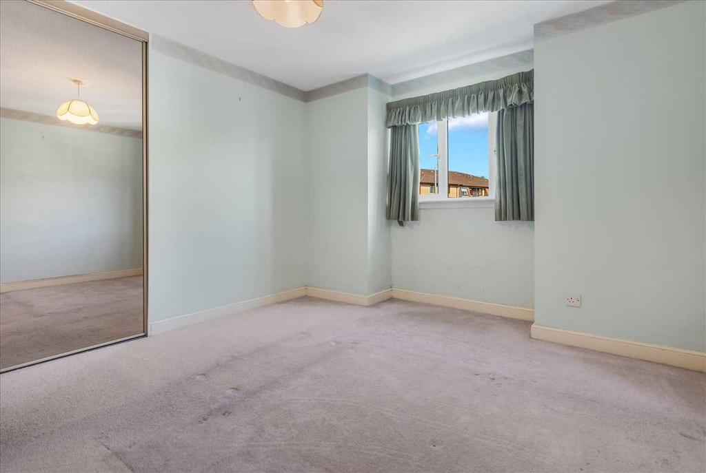 Bedroom One (3)