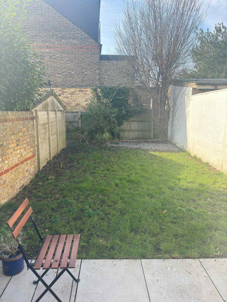 Photo 4