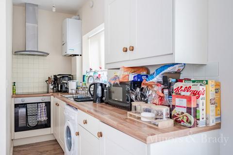 3 bedroom semi-detached house to rent, Wellington Road, Norwich