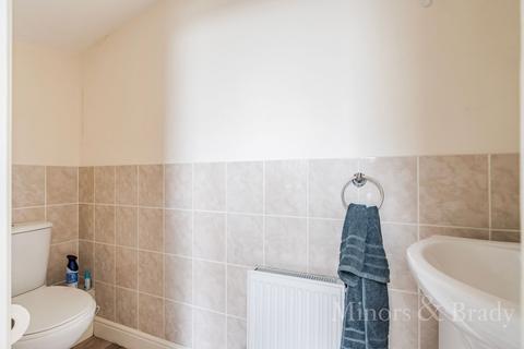 3 bedroom semi-detached house to rent, Wellington Road, Norwich