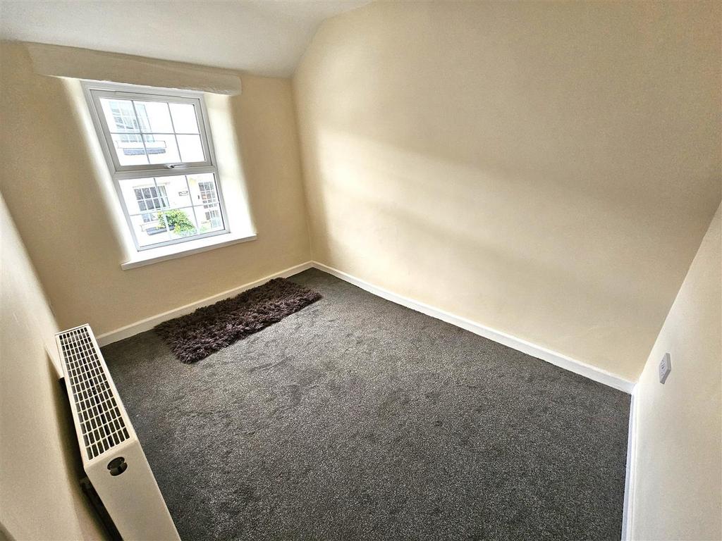 Bedroom 2.jpg