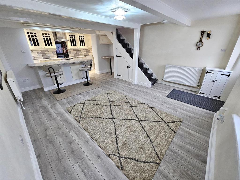 Living Area.jpg
