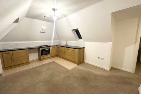 undefined, Peartree Avenue, SO19