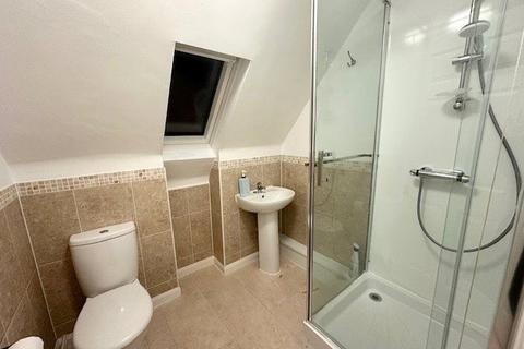 undefined, Peartree Avenue, SO19