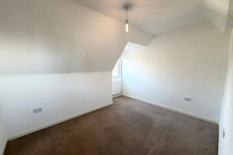 undefined, Peartree Avenue, SO19