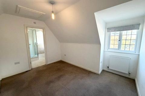 undefined, Peartree Avenue, SO19