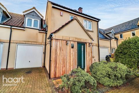 4 Brooklands, Royal Wootton Bassett, Swindon, SN4 7SE
