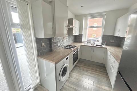 3 bedroom end of terrace house for sale, Grasmere Street, Leigh