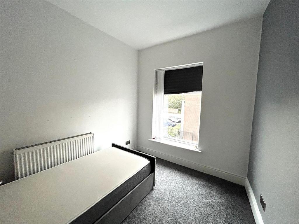 Bedroom2.jpg