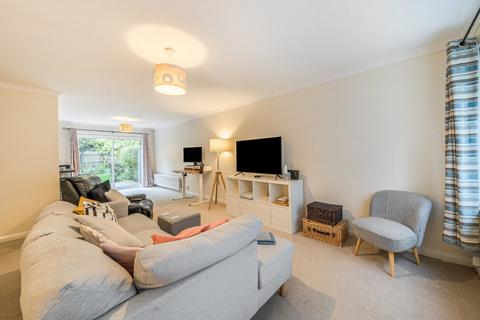 undefined, Woodlands, Hart GU51