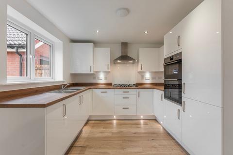 4 bedroom detached house for sale, Spruce Way, Dereham