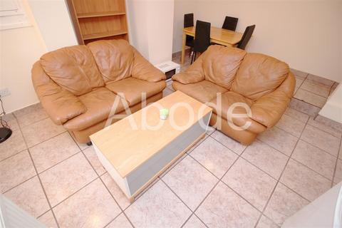 4 bedroom house to rent, Brudenell Street, Hyde Park, Leeds