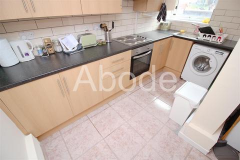 4 bedroom house to rent, Brudenell Street, Hyde Park, Leeds