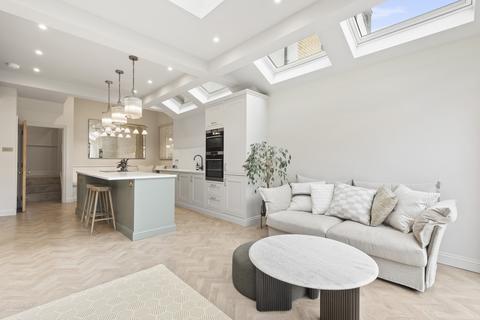 undefined, Eswyn Road, SW17