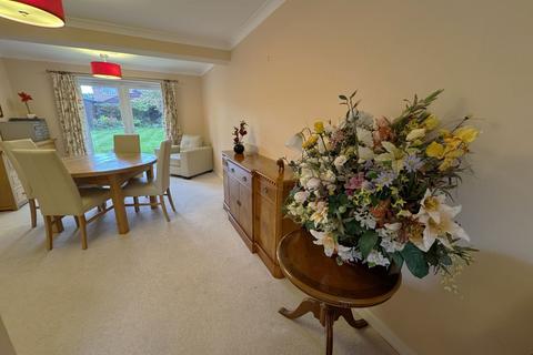 4 bedroom detached house for sale, Fairmeadow, Buckingham MK18