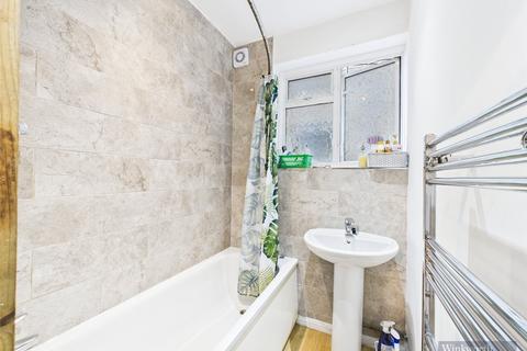 3 bedroom apartment for sale, Stanton House, Surbiton KT6