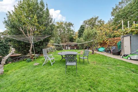undefined, Alexandra Park Road, Alexandra Park, London, N22