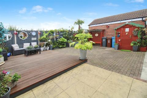 4 bedroom detached house for sale, Braid Hills Drive, Castle Grange, Hull
