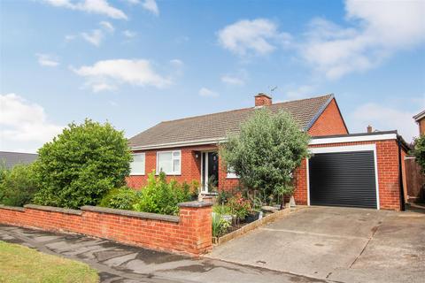 3 bedroom detached bungalow for sale, Fountains Road, Northallerton