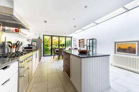 undefined, Carlisle Road, Queen's Park, London, NW6