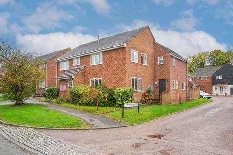 4 bedroom semi-detached house for sale, Highclere Gardens, Wantage OX12