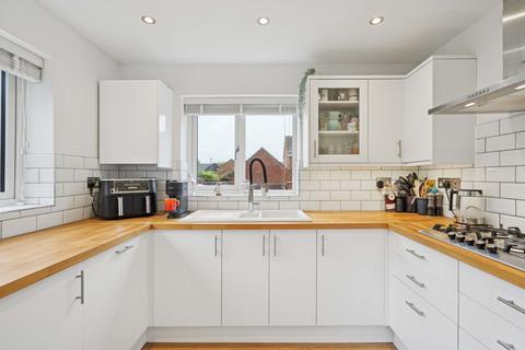 4 bedroom semi-detached house for sale, Highclere Gardens, Wantage OX12