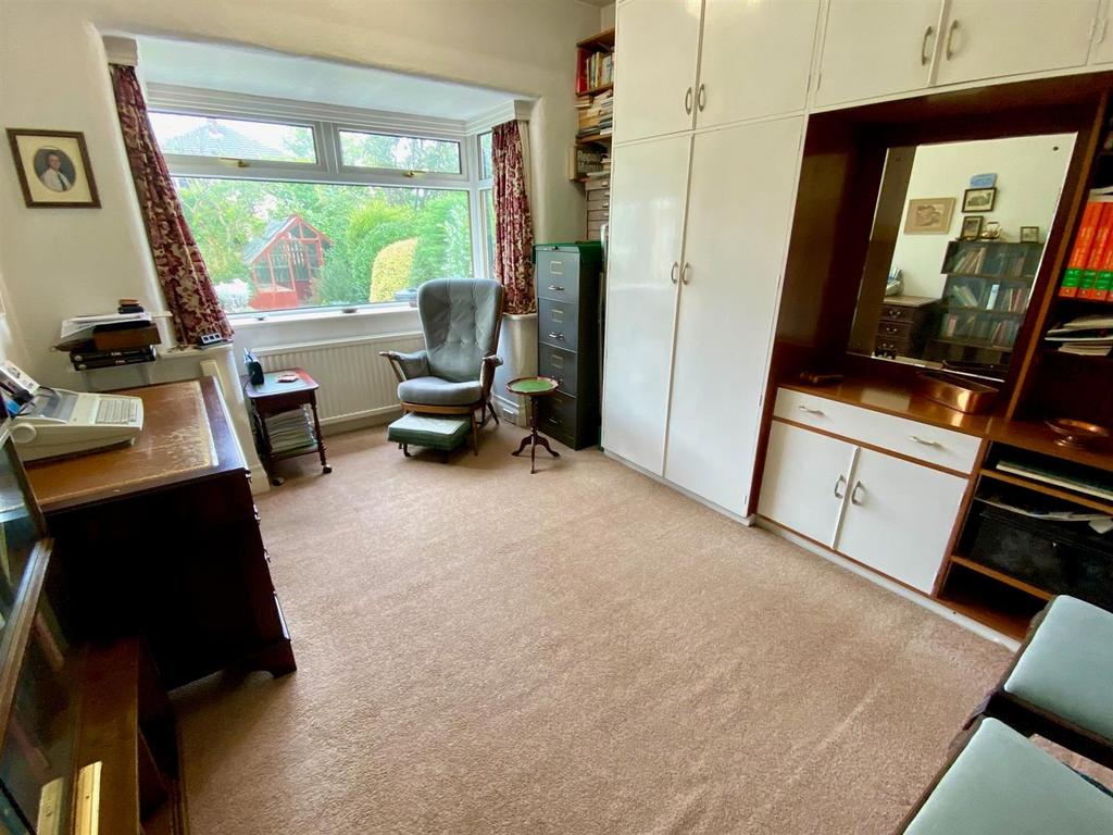 Bedroom 4 ground floor.jpg