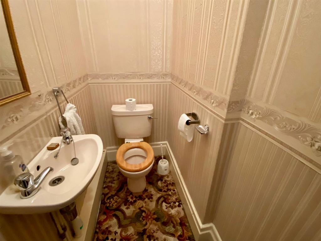 Ground floor wc.jpg