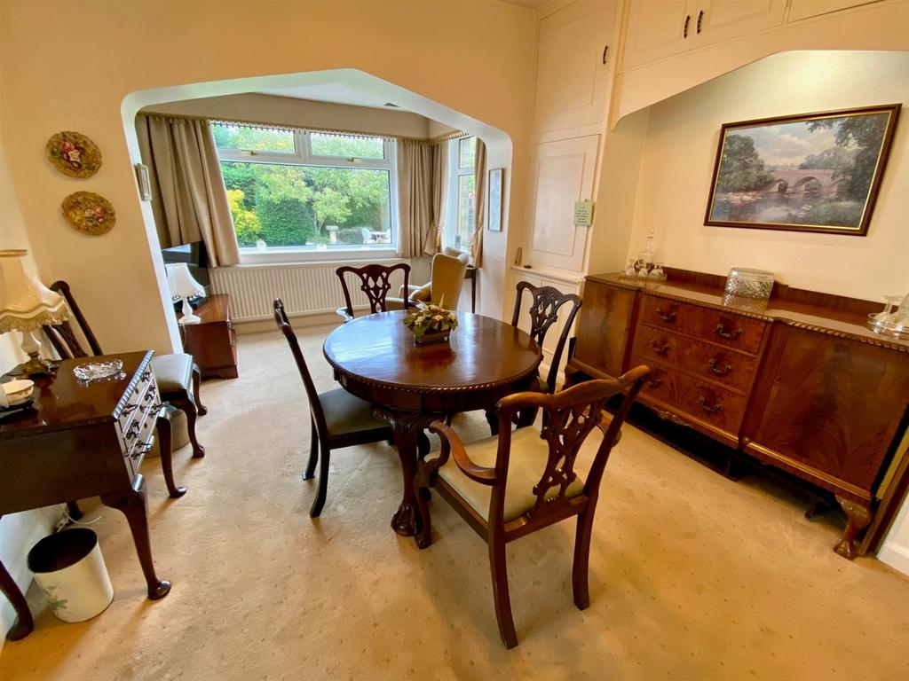 Dining room.jpg
