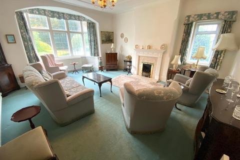4 bedroom detached bungalow for sale, Fixby Road, Fixby, Huddersfield