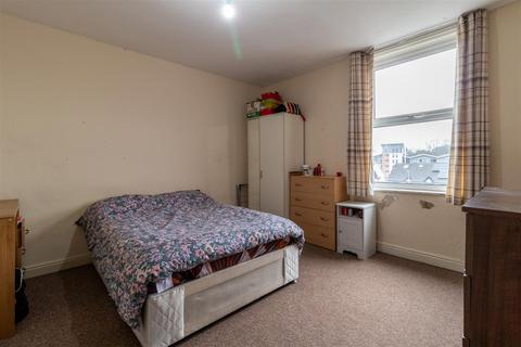 undefined, Spring Grove Walk, Hyde Park, Leeds