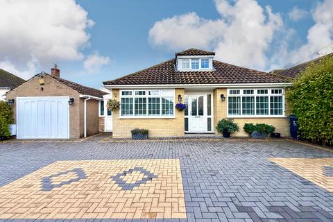 2 bedroom detached bungalow for sale, Chiseldon, Swindon SN4